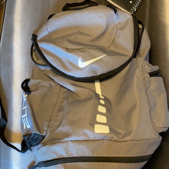 old nike elite backpack